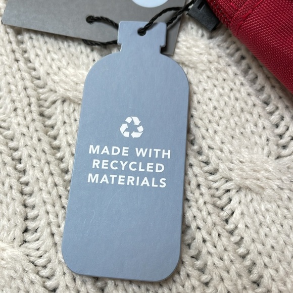 NWT Baggalini Triple Zip Bagg crossbody purse fanny pack red. - Picture 10 of 11